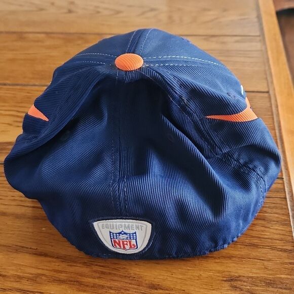 NFL Aunthentic Sideline Reebok Denver Broncos size L/XL sportscap or hat - Picture 4 of 7